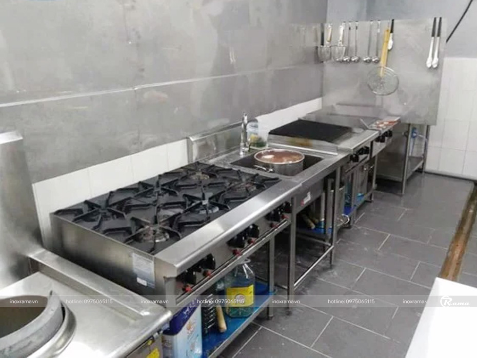 Bếp âu 6 họng chân đứng Berjaya OB6FS-17