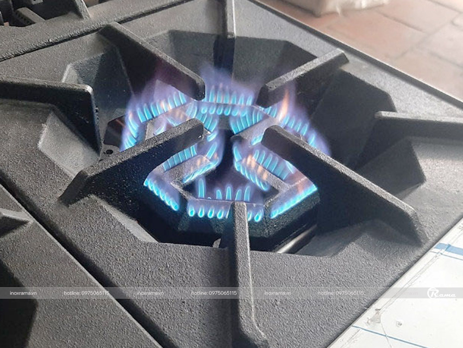 Bếp âu 2 họng chân đứng Berjaya OB2SFS