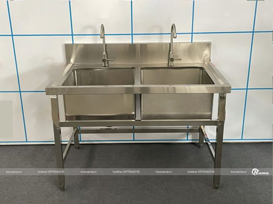 Chậu rửa bát công nghiệp 2 hố bằng Inox