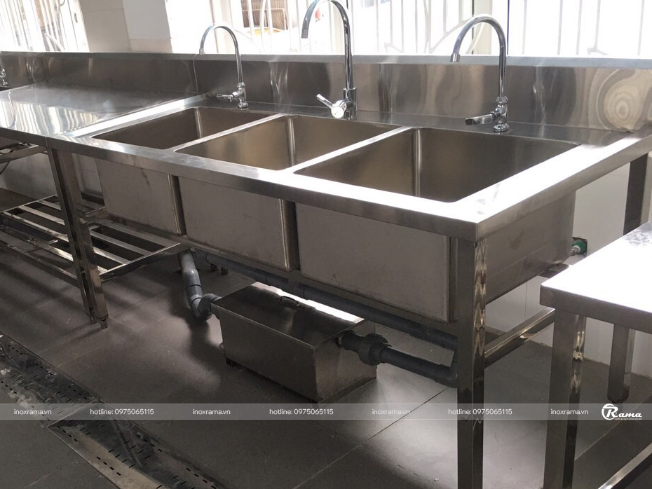 Chậu rửa inox công nghiệp 3 hố