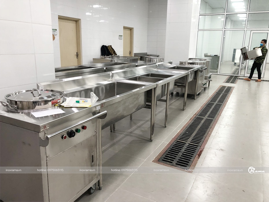 Công ty BAI SHENG - lắp đặt bếp ăn công ty với các thiết bị bếp của Inox Rama